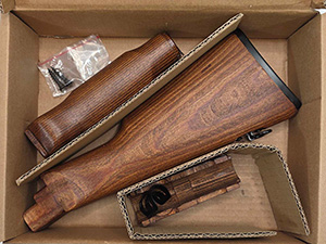 POL-AK-WOOD-SET box facing view